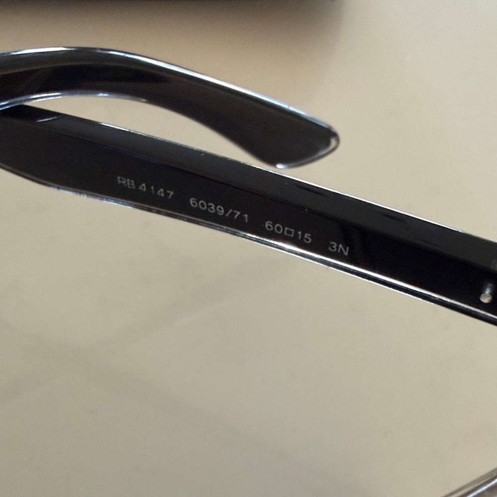 Ray-Ban Classic Black Sunglasses with Case - Picture 5 of 9